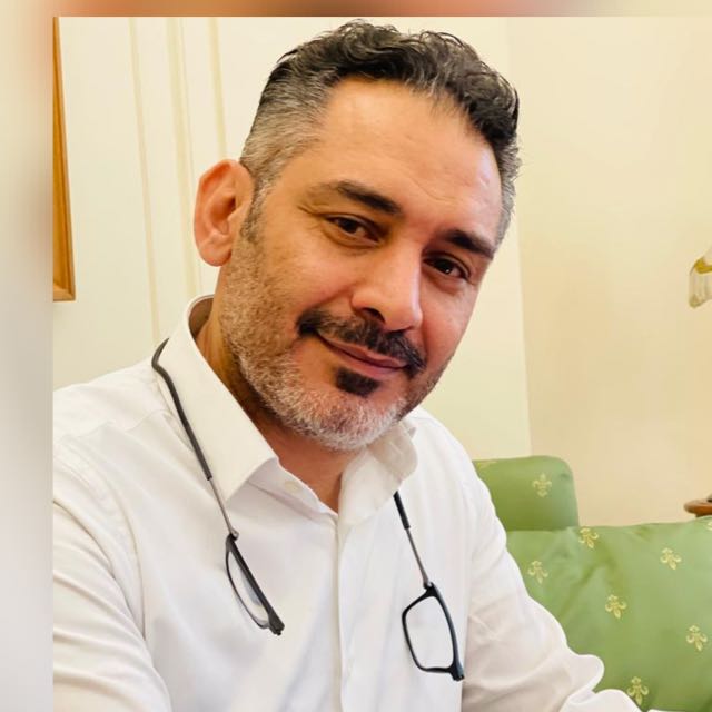 Dr / Ahmed Sharf
